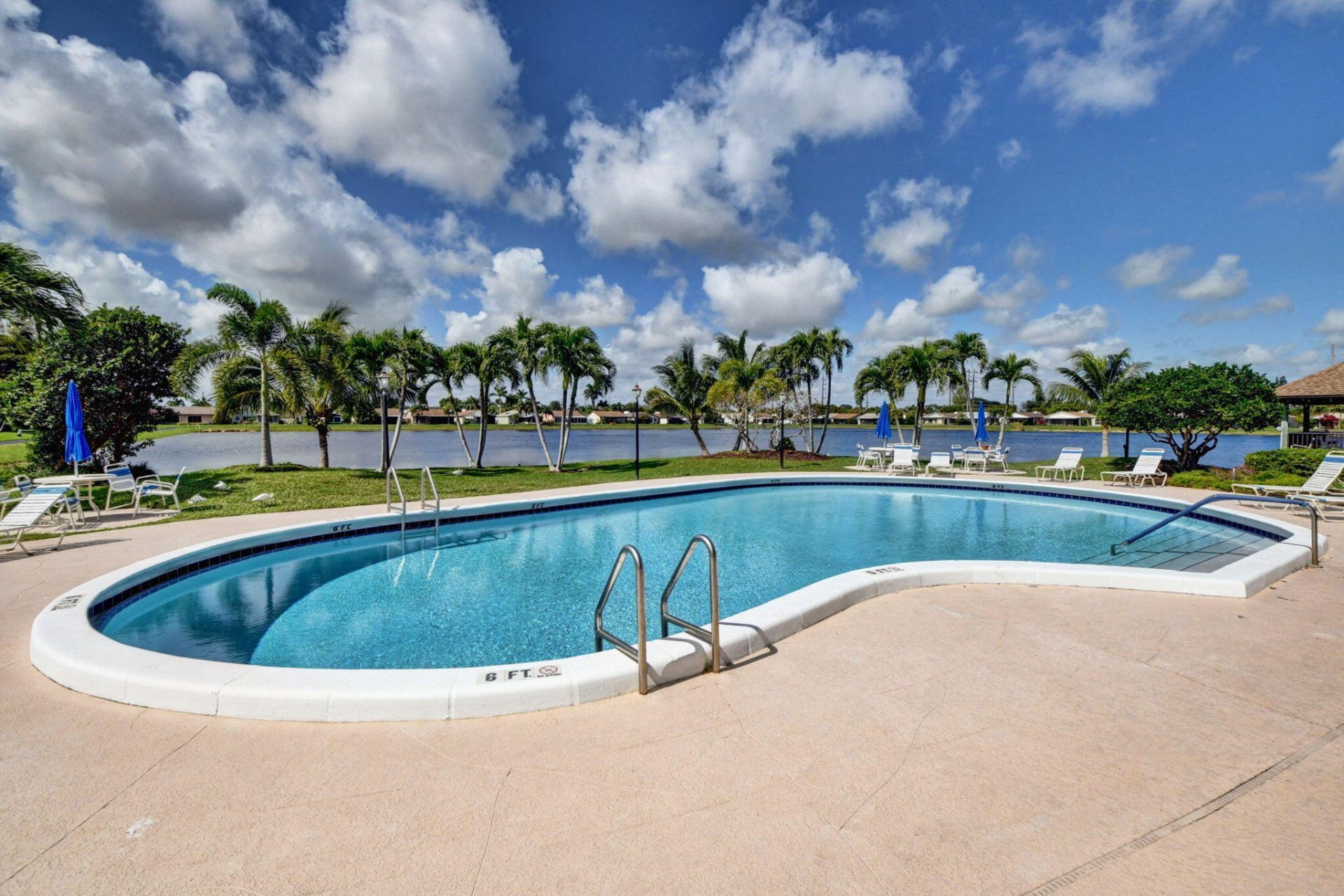 5198 Mirror Lakes Boulevard, Boynton Beach, FL 33472 Photo