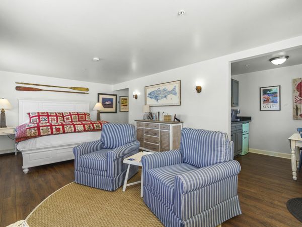 304 Eddy Road, Unit 202, Edgecomb, ME 04556