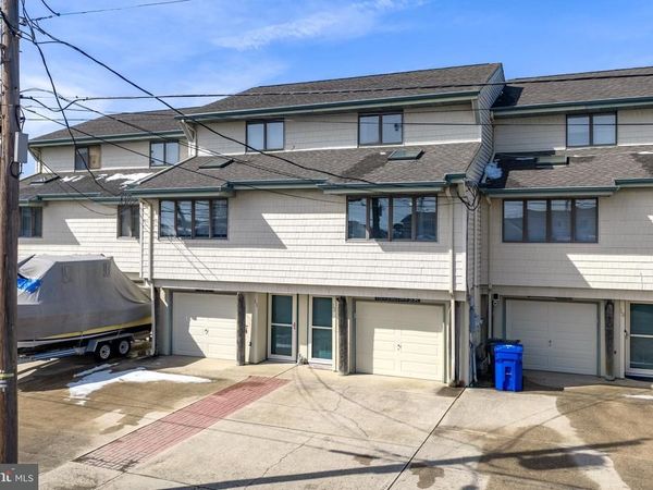 601 N DEL AVENUE , Unit 12, BEACH HAVEN, NJ 08008