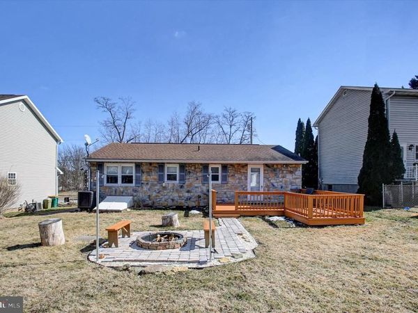340 RIDGE AVENUE, WAYNESBORO, PA 17268