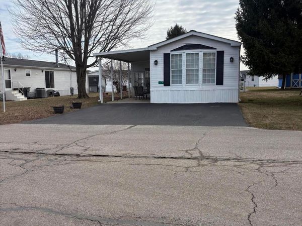 159 Cedar , Ashville, OH 43103