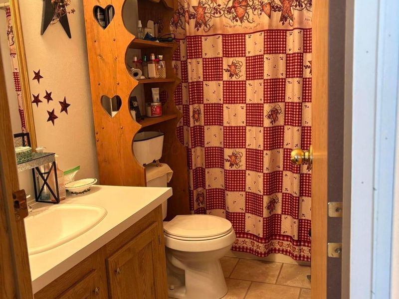 159 Cedar , Ashville, OH 43103 Photo 14