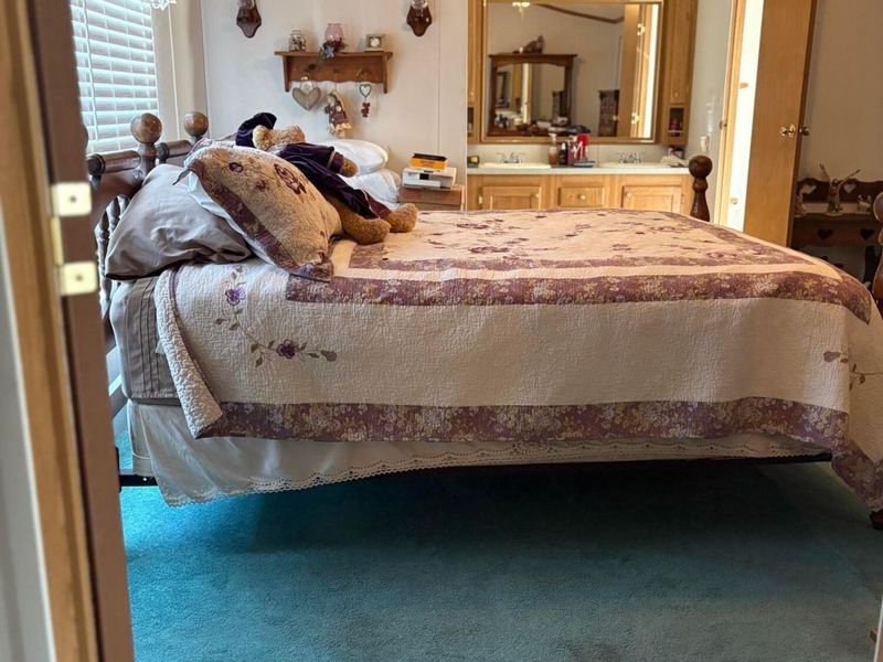 159 Cedar , Ashville, OH 43103 Photo 5