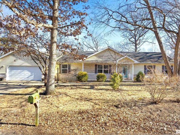 109 OAKLAWN Court, East Peoria, IL 61611