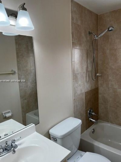 7735 W 29th Way, Unit 202, Hialeah, FL 33018 Photo