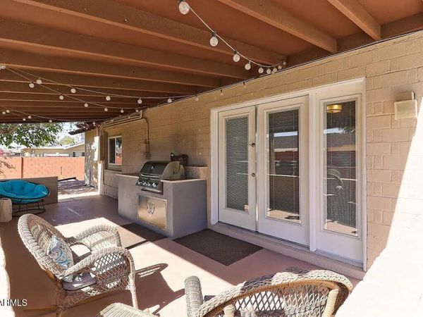 8701 E EDGEMONT Avenue, Scottsdale, AZ 85257