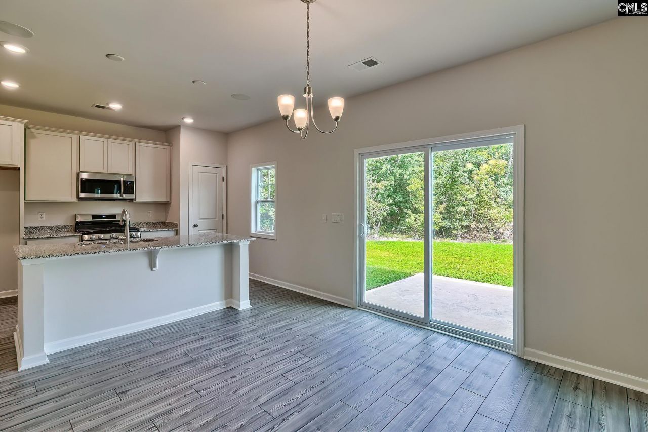 754 Samantha Street  Photo 17