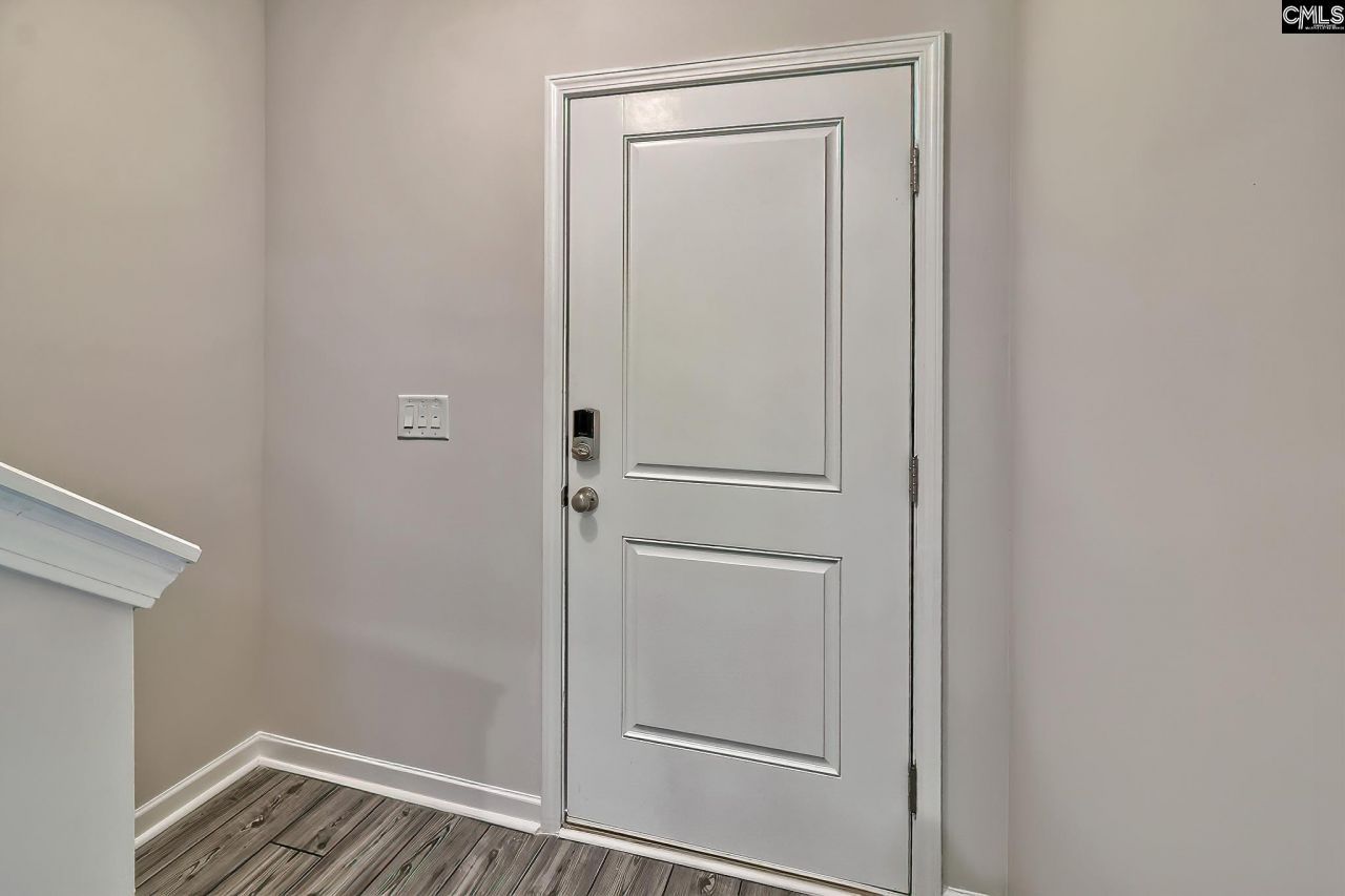 754 Samantha Street  Photo 6