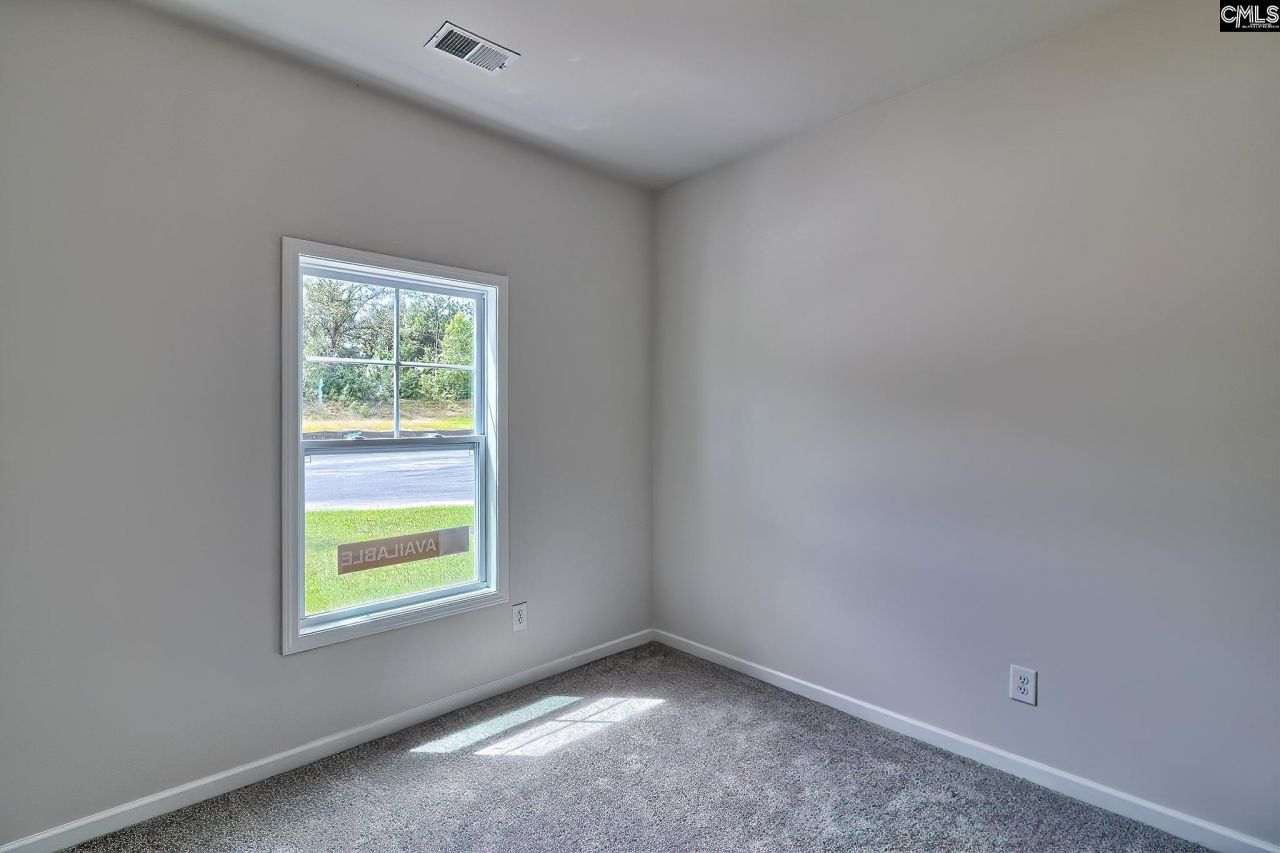 754 Samantha Street  Photo 8