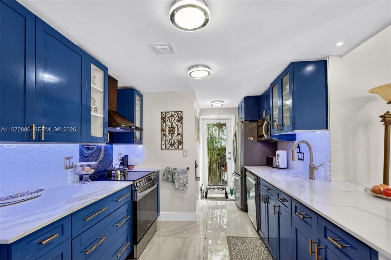 1524 SE 12th St, Unit 6, Fort Lauderdale, FL 33316 Photo