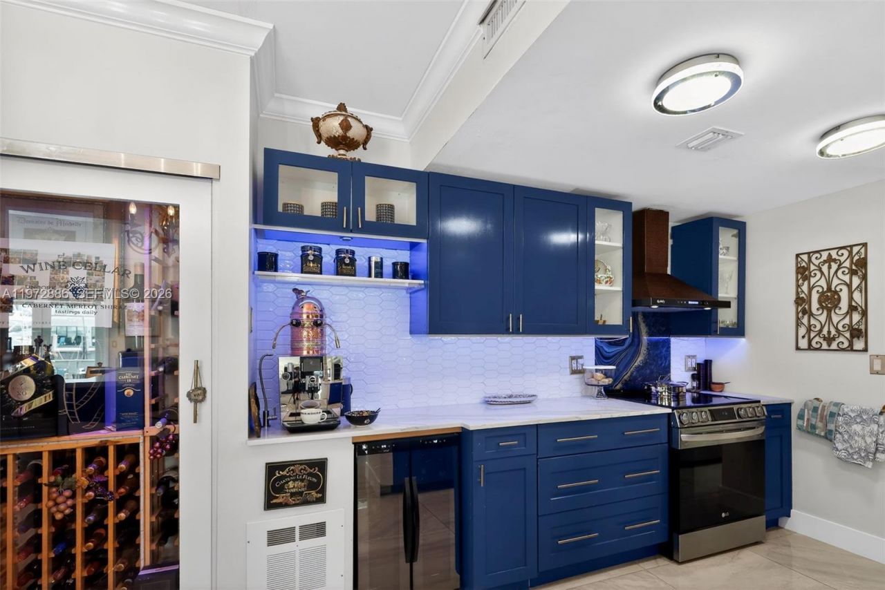 1524 SE 12th St, Unit 6, Fort Lauderdale, FL 33316 Photo