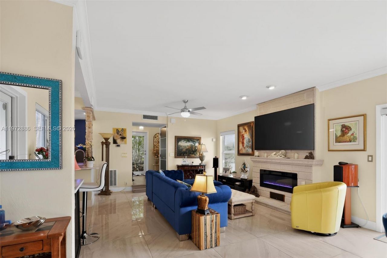 1524 SE 12th St, Unit 6, Fort Lauderdale, FL 33316 Photo