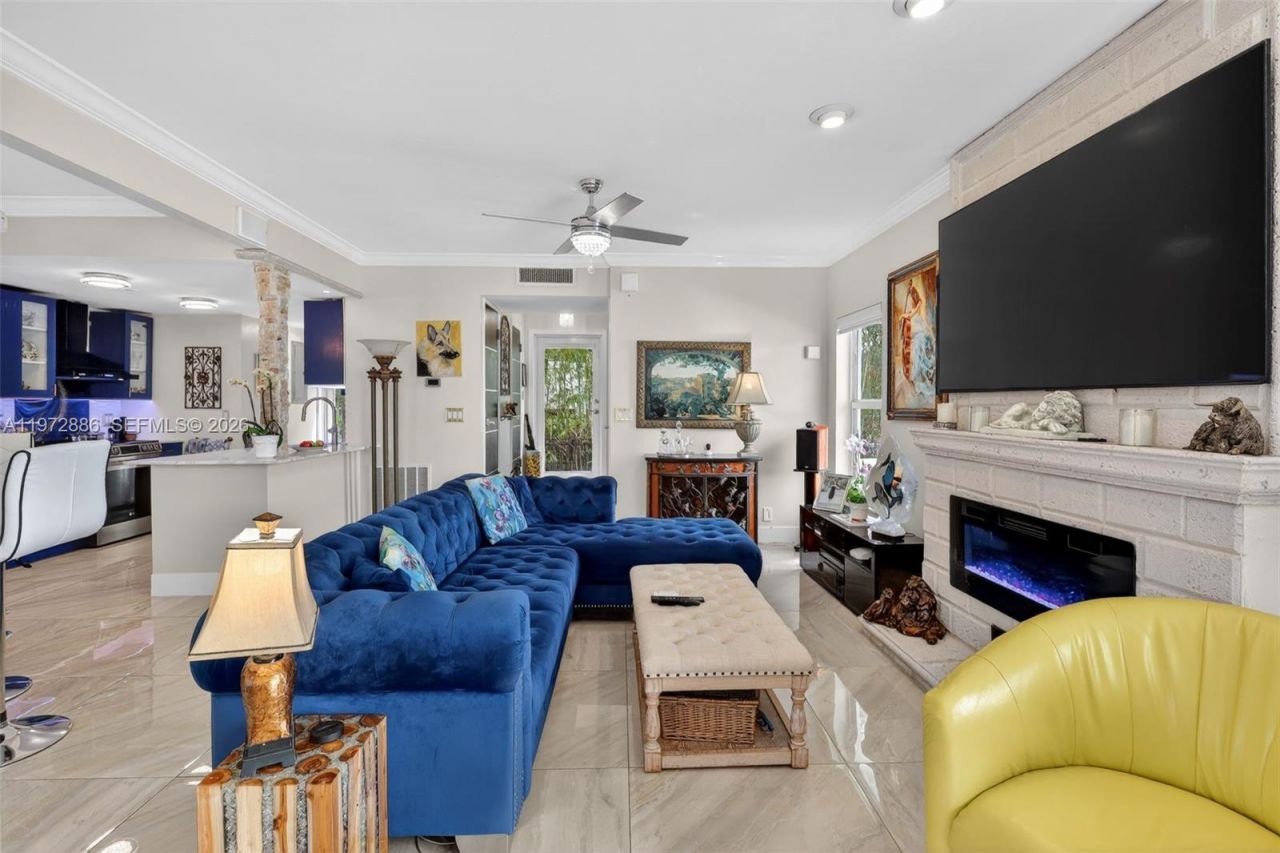 1524 SE 12th St, Unit 6, Fort Lauderdale, FL 33316 Photo