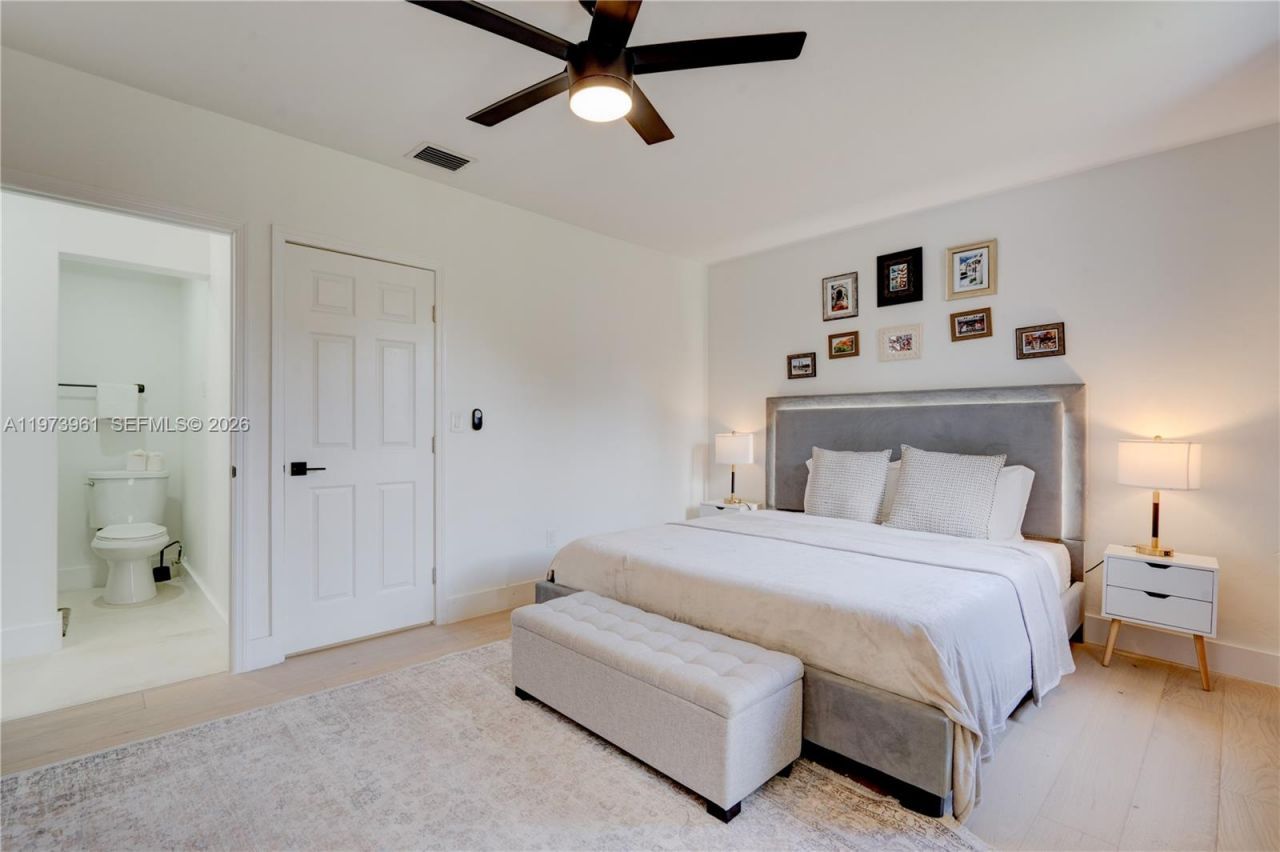 347 NE 110th St , Miami, FL 33161 Photo