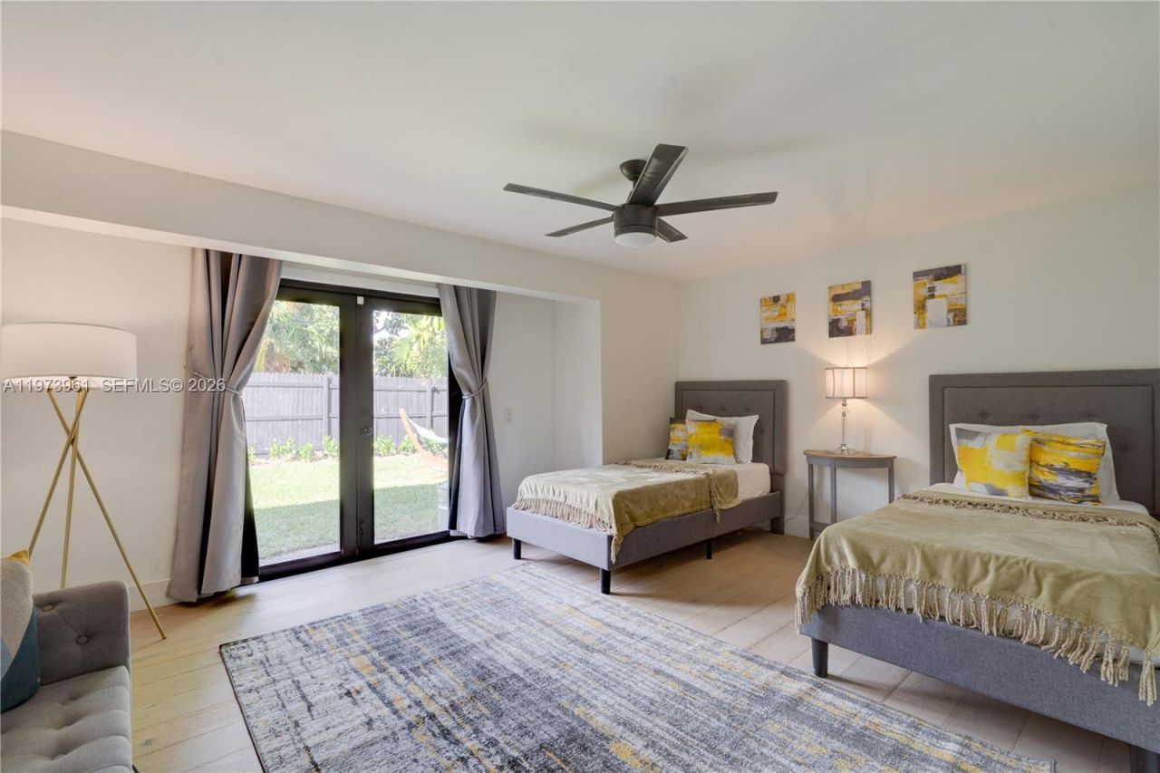 347 NE 110th St , Miami, FL 33161 Photo