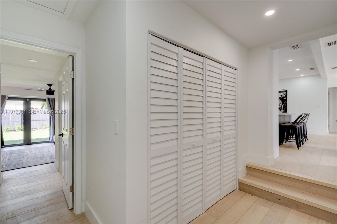 347 NE 110th St , Miami, FL 33161 Photo