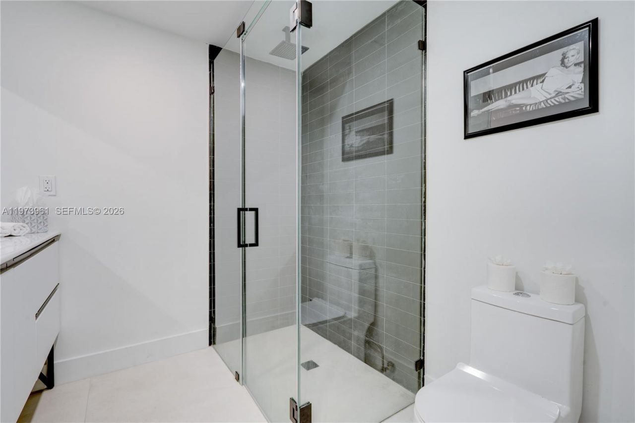 347 NE 110th St , Miami, FL 33161 Photo