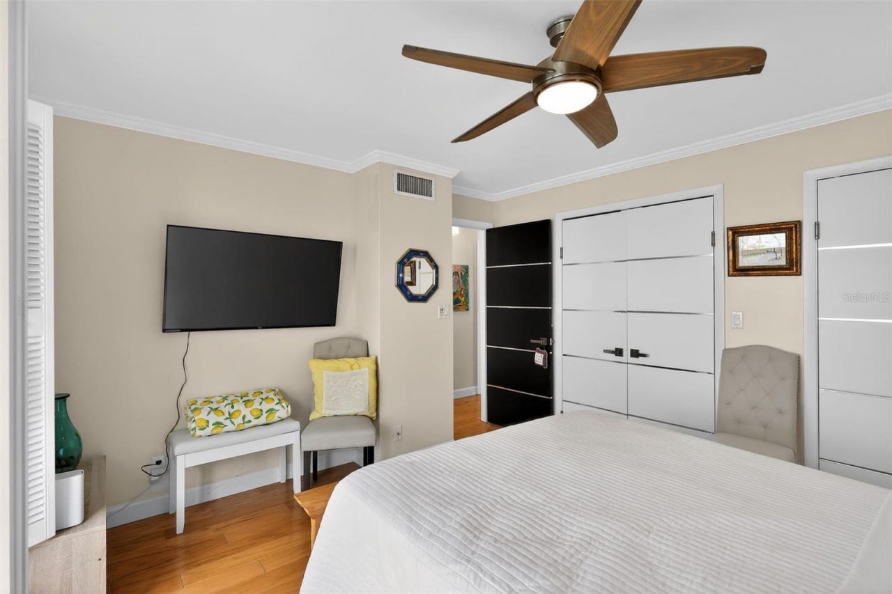 1524 SE 12th Street, Unit 6, Fort Lauderdale, FL 33316 Photo