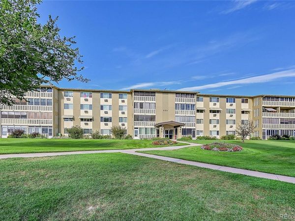 635 S Alton Way , Unit 6A, Denver, CO 80247