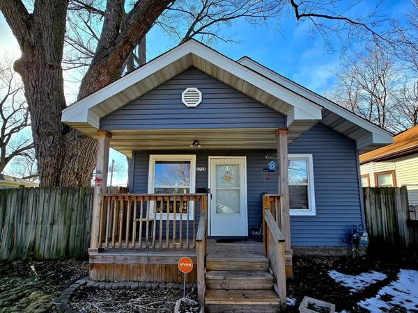 2735 Sheridan Avenue N, Minneapolis, MN 55411