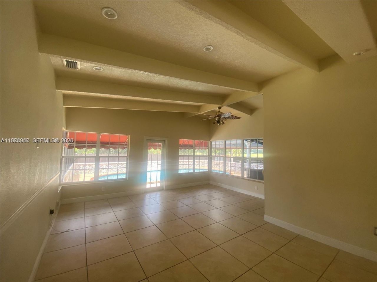 700 Curtiss Pkwy , Miami Springs, FL 33166 Photo