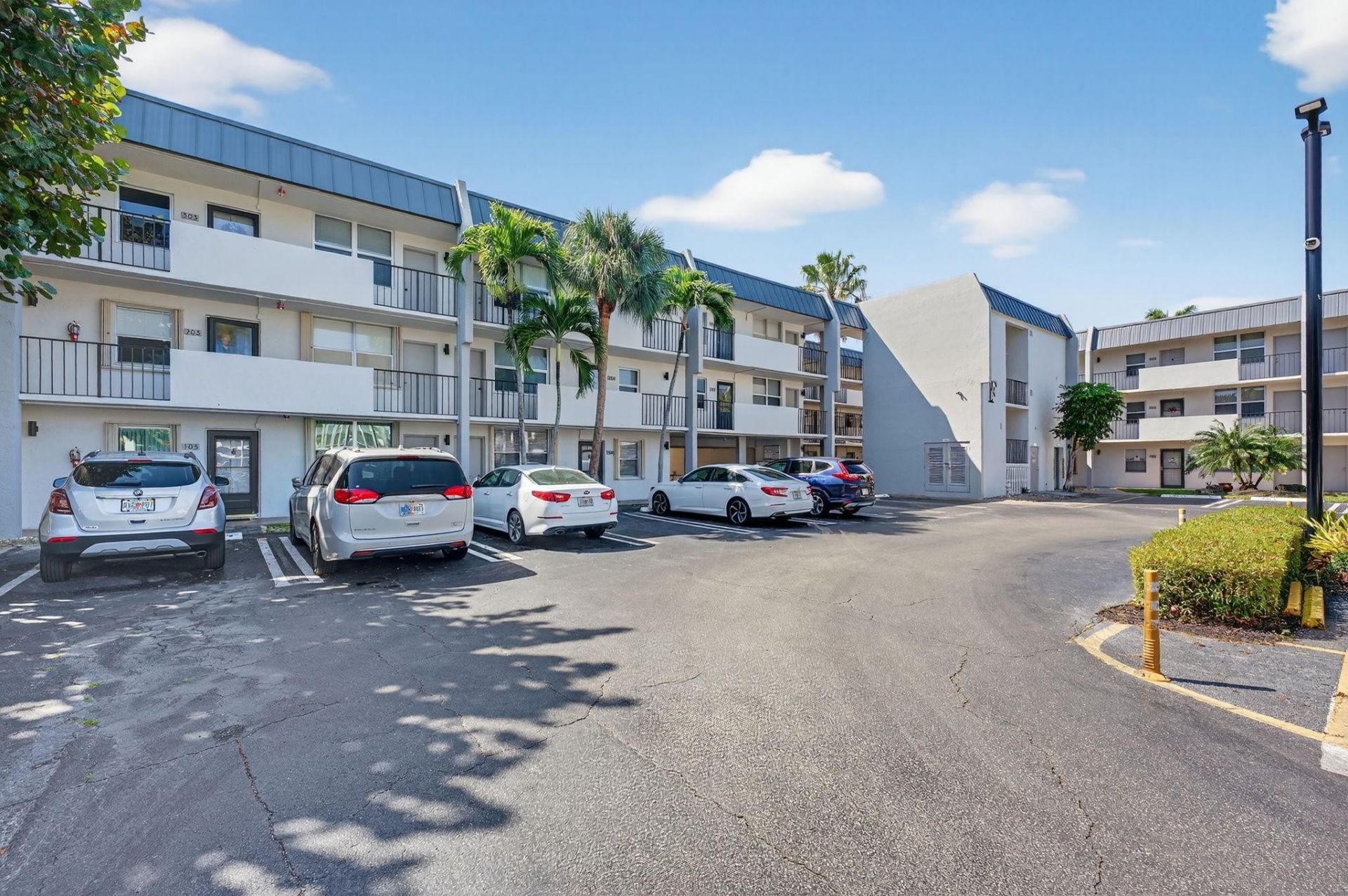 777 S Federal Highway, Unit F109, Pompano Beach, FL 33062 Photo