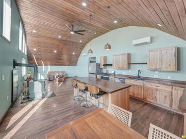 14098 S 176th Road, Adams, NE 68301