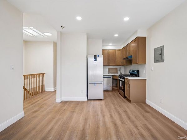 32-50 87 St FL 2 , East Elmhurst, NY 11369