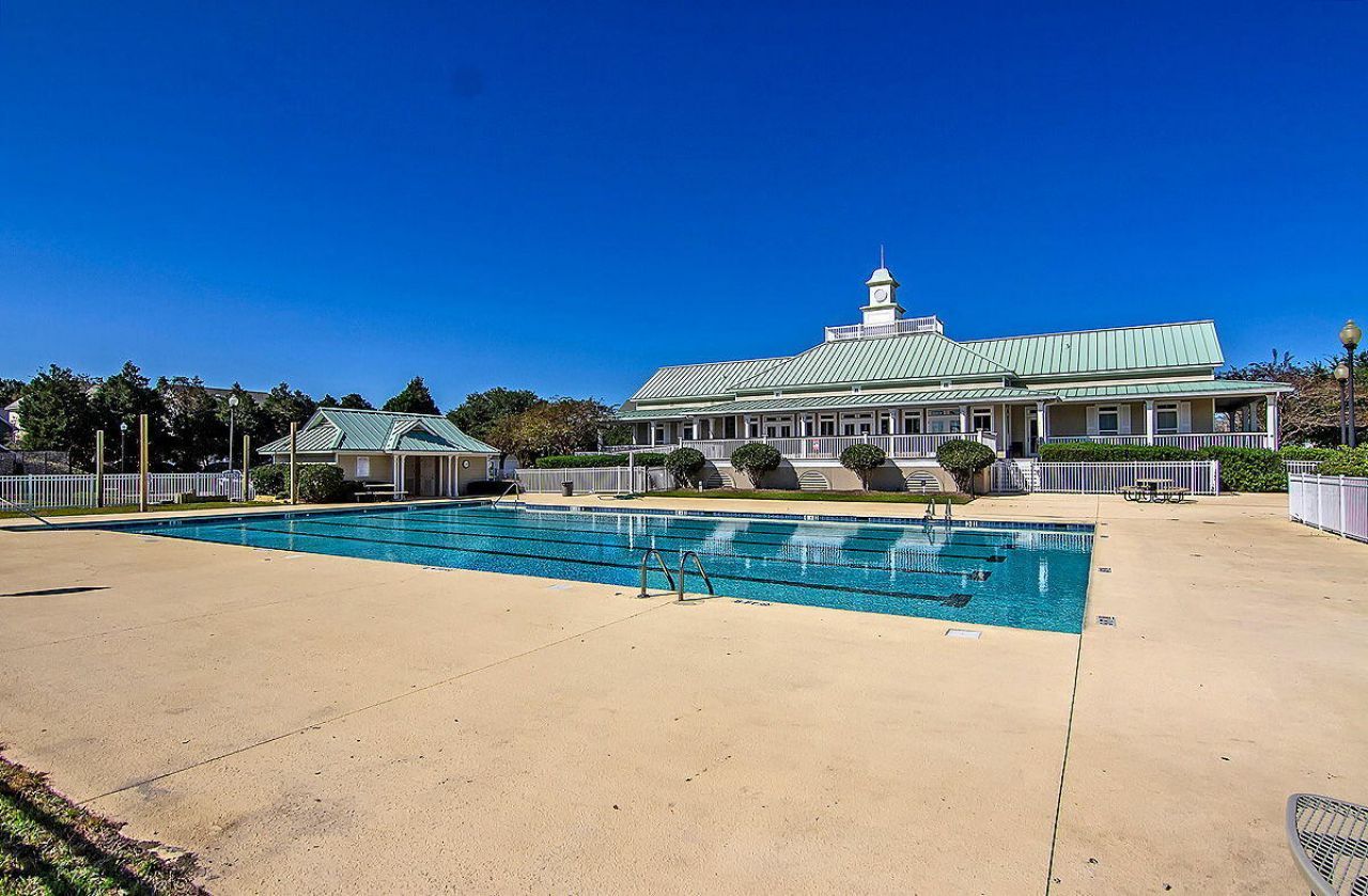 100 Hyacinth Street Photo 46