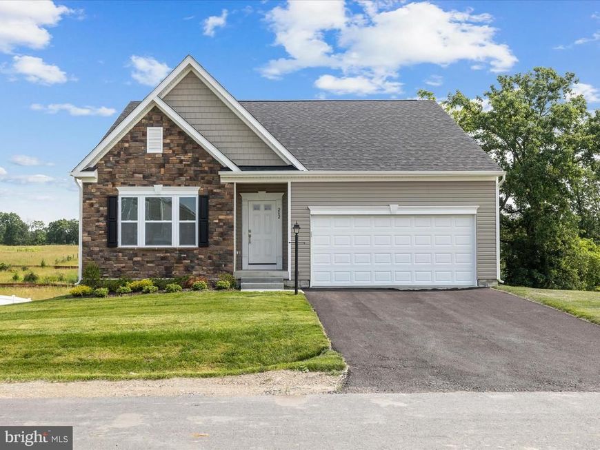 262 Quillworth Road, Inwood, WV 25428 Main Photo