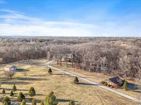 13500 HICKORY Road, Athens, IL 62613