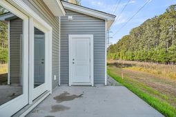 221 Harding Lane photo 4