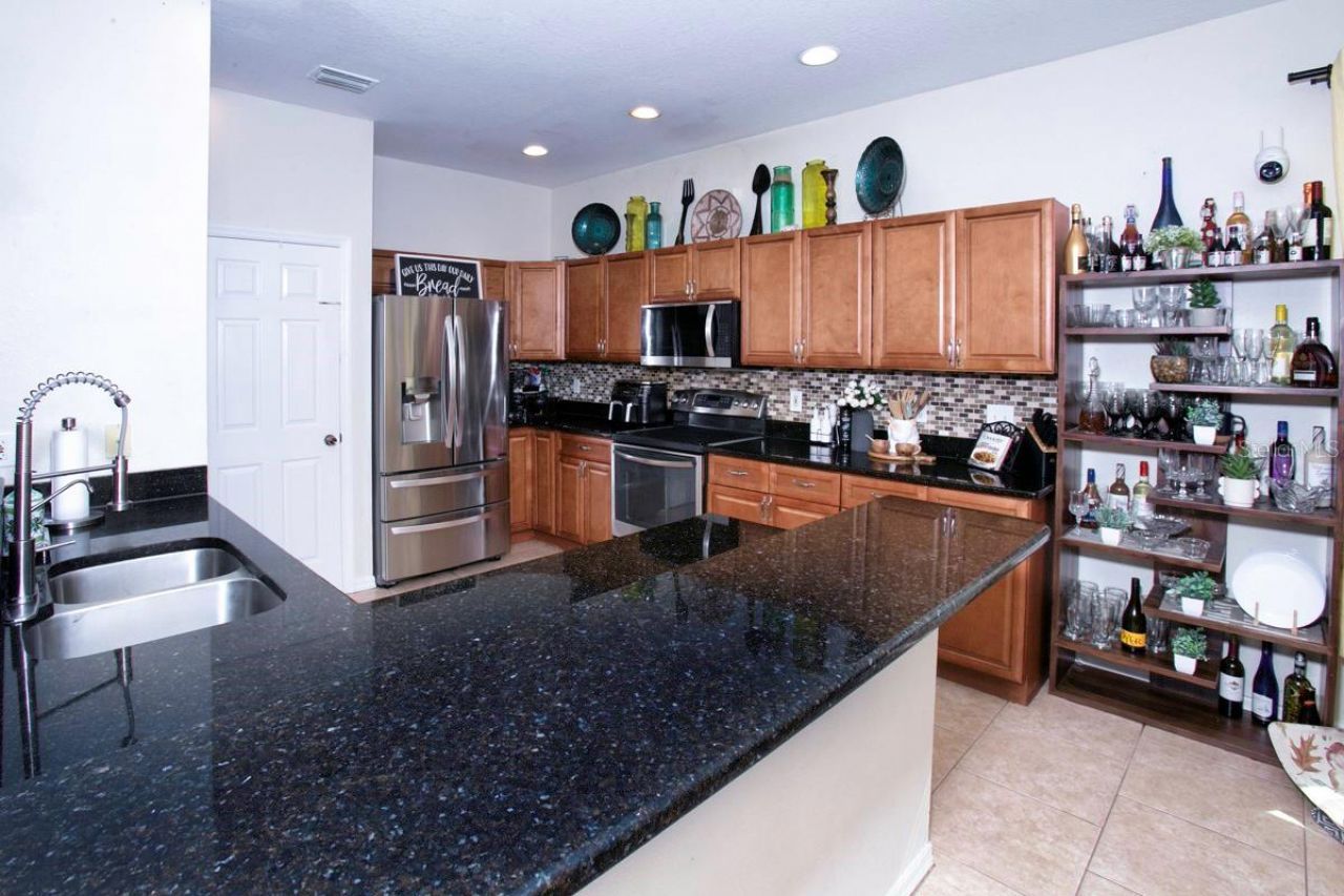 208 36th Street Ne, Bradenton, FL 34208 Photo