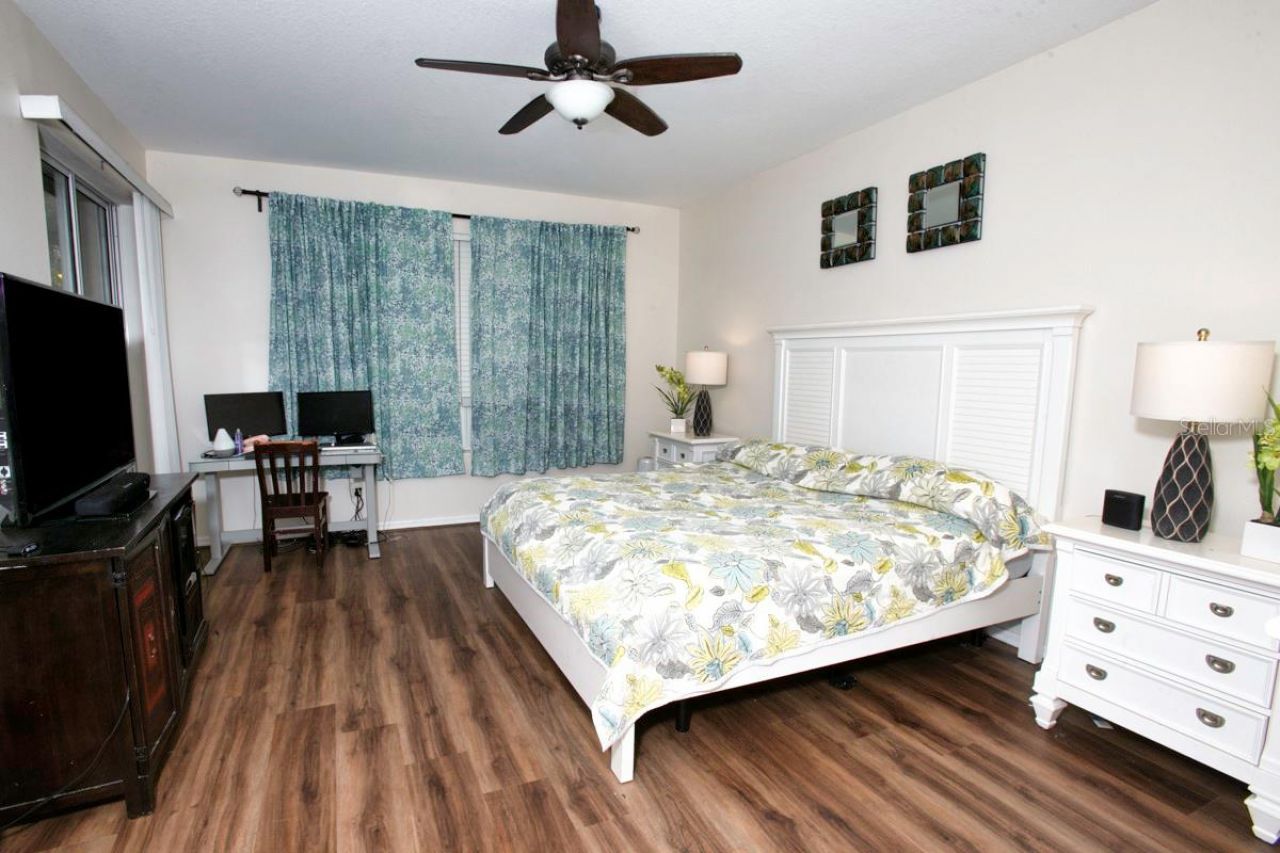 208 36th Street Ne, Bradenton, FL 34208 Photo