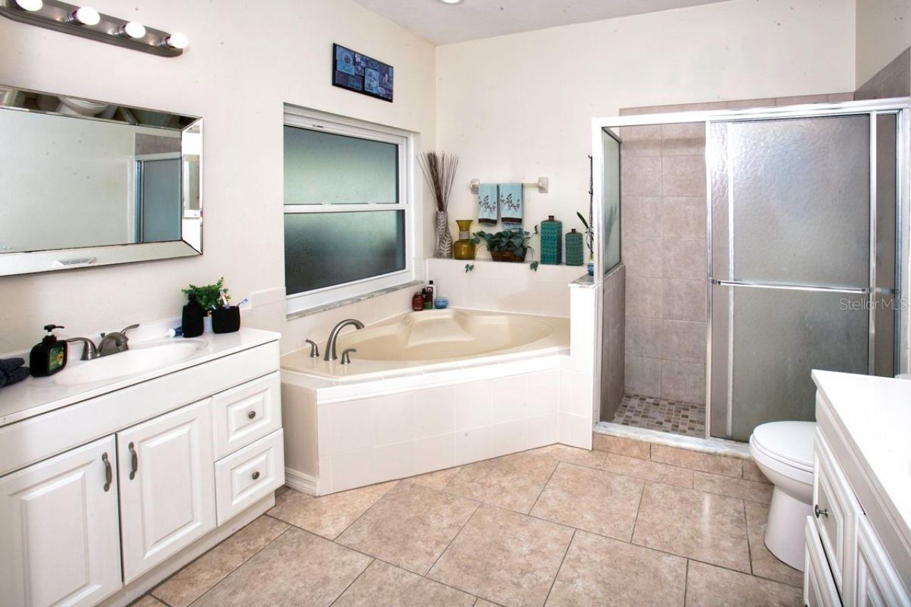 208 36th Street Ne, Bradenton, FL 34208 Photo