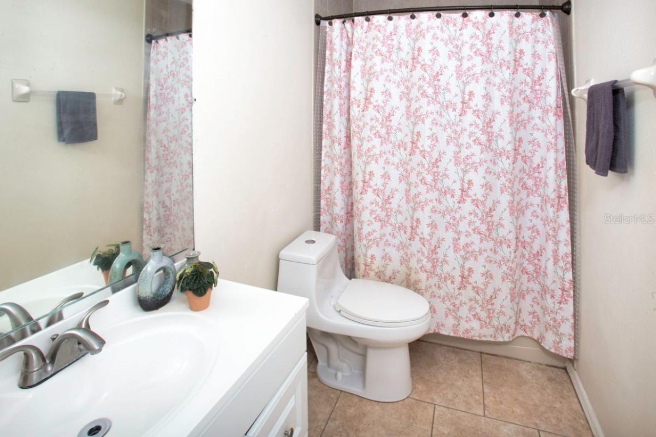 208 36th Street Ne, Bradenton, FL 34208 Photo