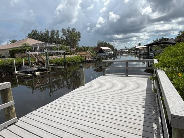 208 36th Street Ne, Bradenton, FL 34208 Photo