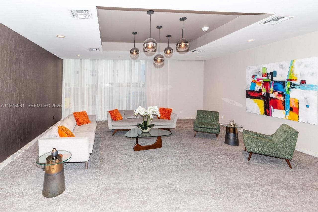 9225 Collins Ave, Unit 1010, Surfside, FL 33154 Photo