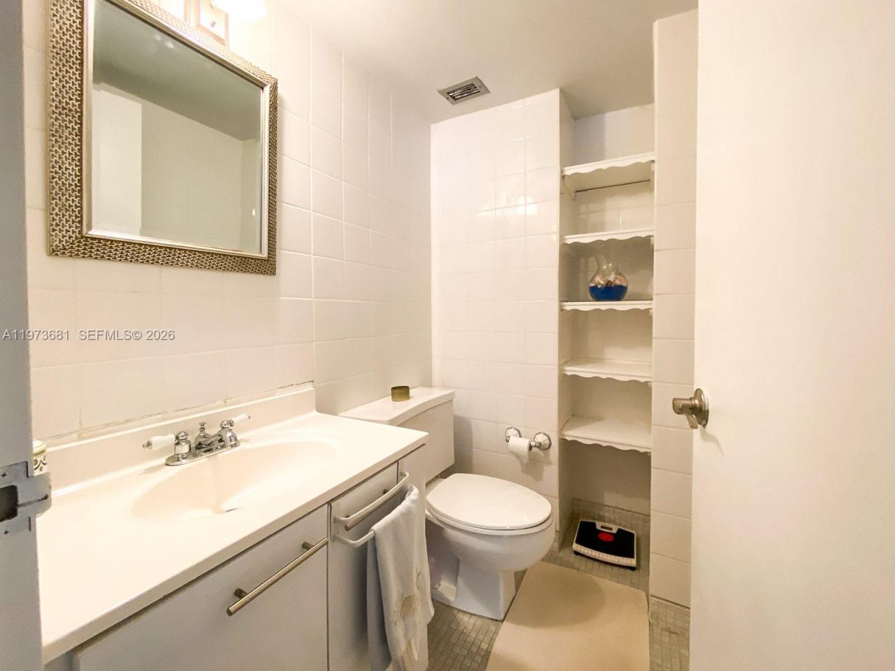 9225 Collins Ave, Unit 1010, Surfside, FL 33154 Photo