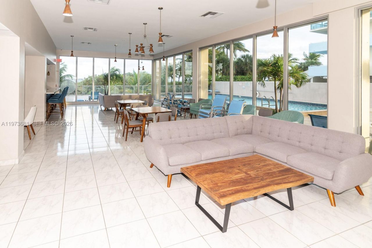 9225 Collins Ave, Unit 1010, Surfside, FL 33154 Photo