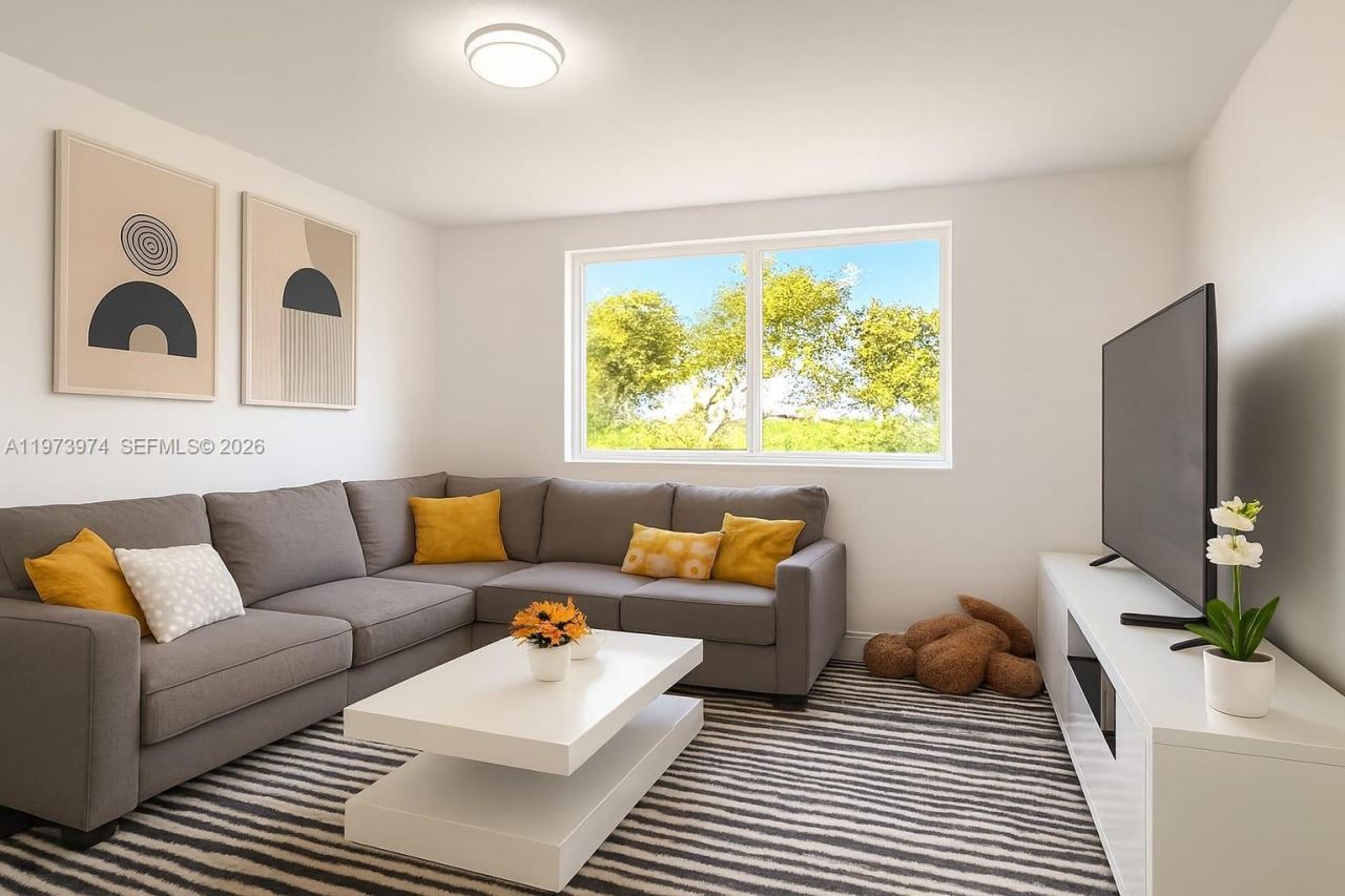 666 W 81st St , Unit 209, Hialeah, FL 33014 Photo