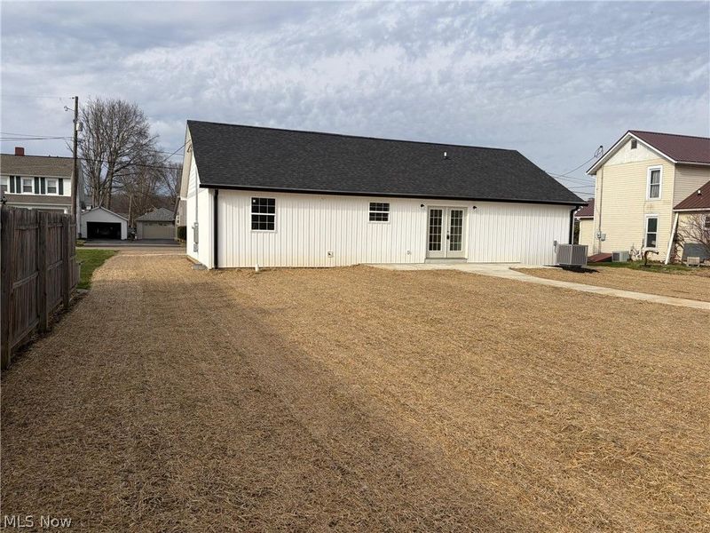 165 W 3rd Street, Frazeysburg, OH 43822 Photo 36