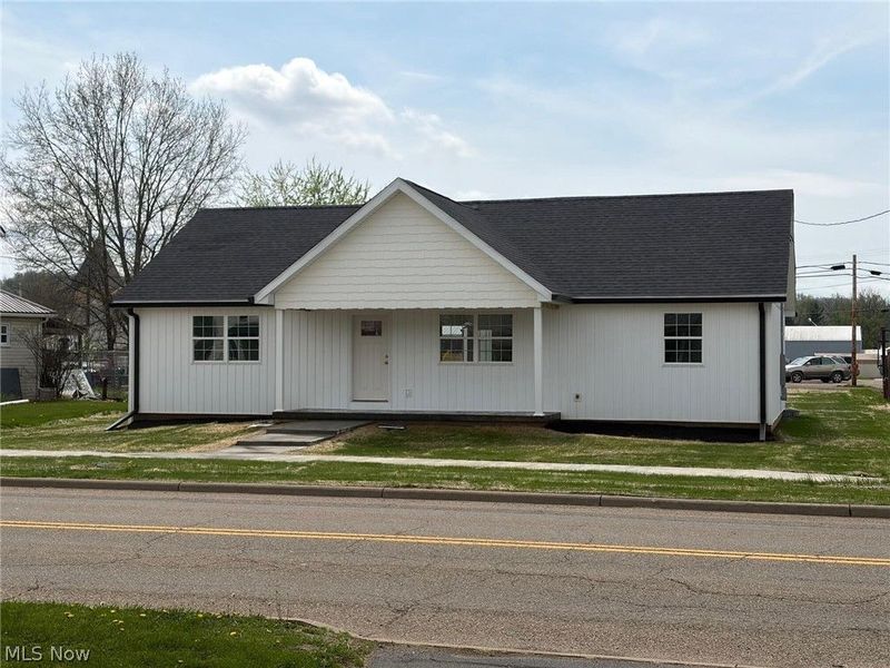 165 W 3rd Street, Frazeysburg, OH 43822 Photo 6