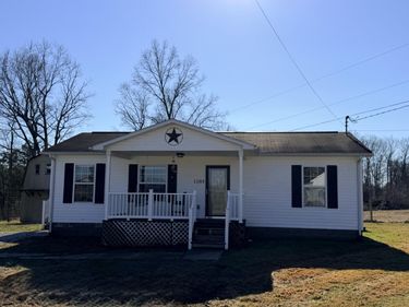 1283 Burtonville Road, Tollesboro, KY 41189