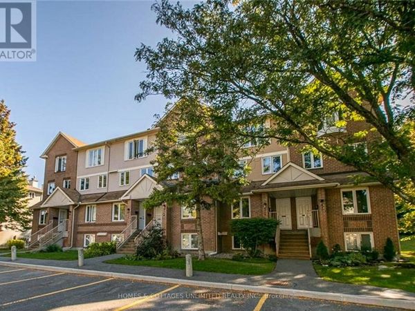 6750 B Jeanne Darc Boulevard North, Ottawa, ON K1C6E9