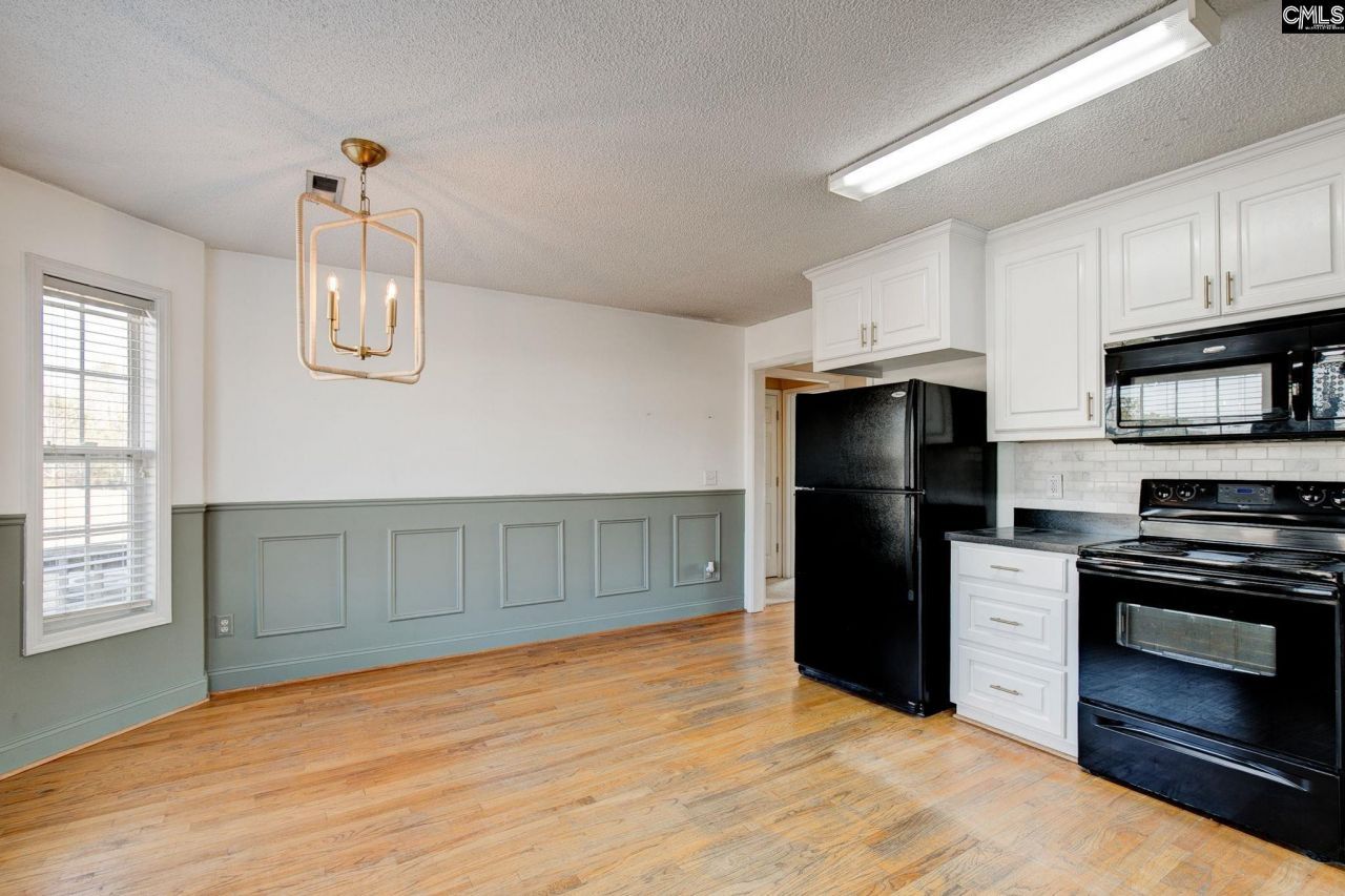 19 Amberhill Court  Photo 16