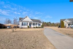 19 Amberhill Court  photo 4