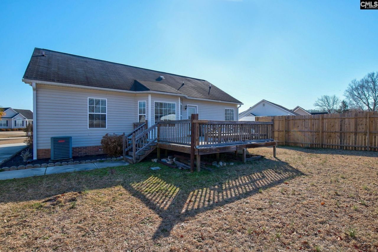 19 Amberhill Court  Photo 32