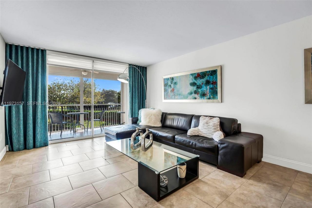 9539 Weldon Cir , Unit F214, Tamarac, FL 33321 Photo