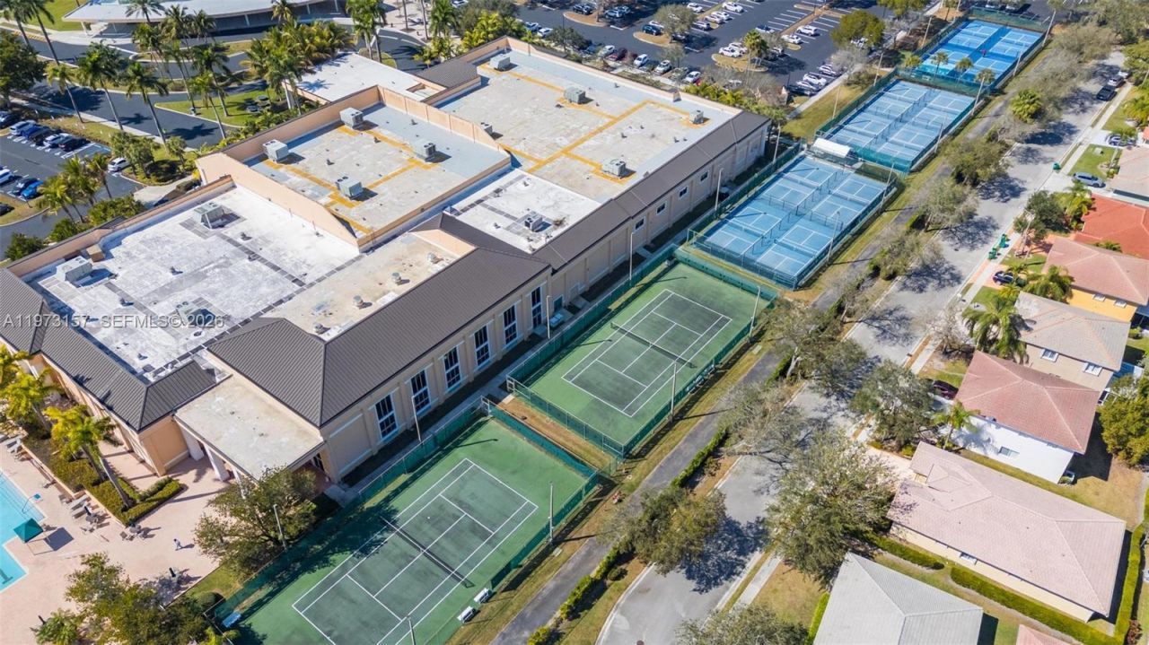 9539 Weldon Cir , Unit F214, Tamarac, FL 33321 Photo